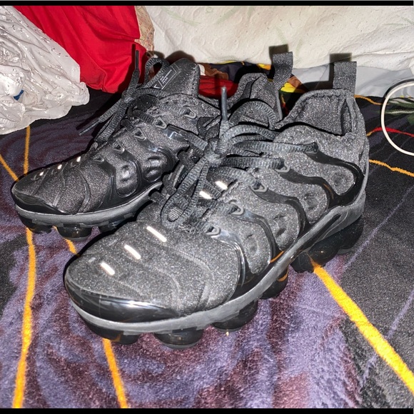 Nike Shoes - Nike Air Vapormax Plus- Black